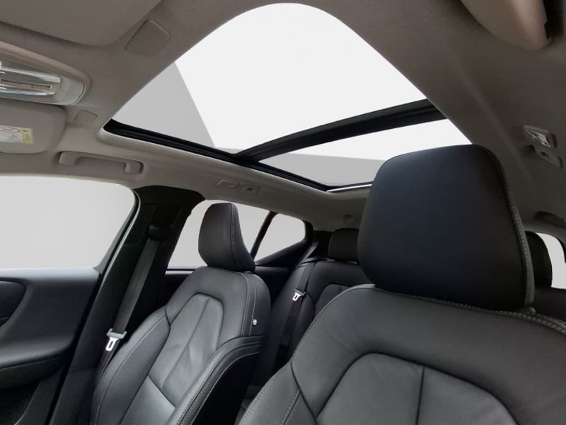Volvo Xc40 B4 Ultimate 2.0 Aut 2023 - Imagen 11 de 19