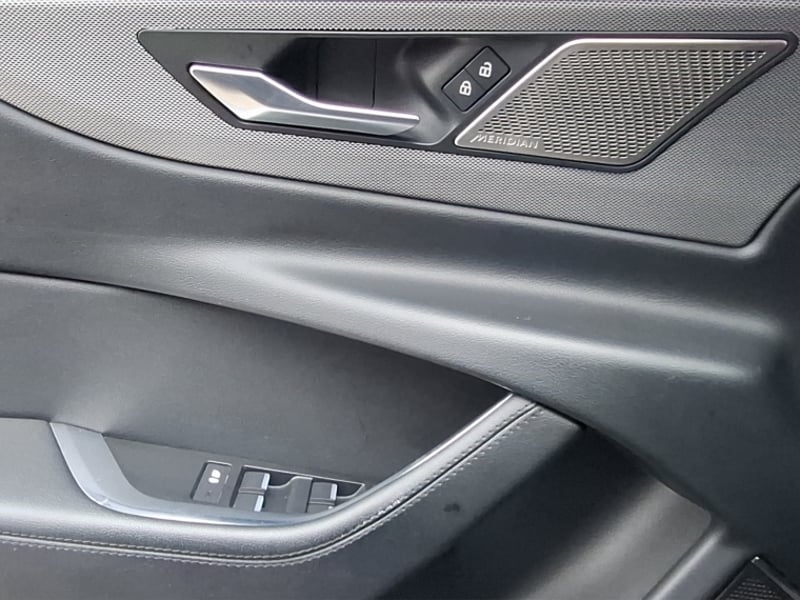 Jaguar Xe 2.0 At 2022 - Imagen 14 de 20