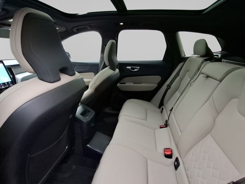 Volvo Xc60 T8 Awd Recharge Plus 2026 - Imagen 15 de 16