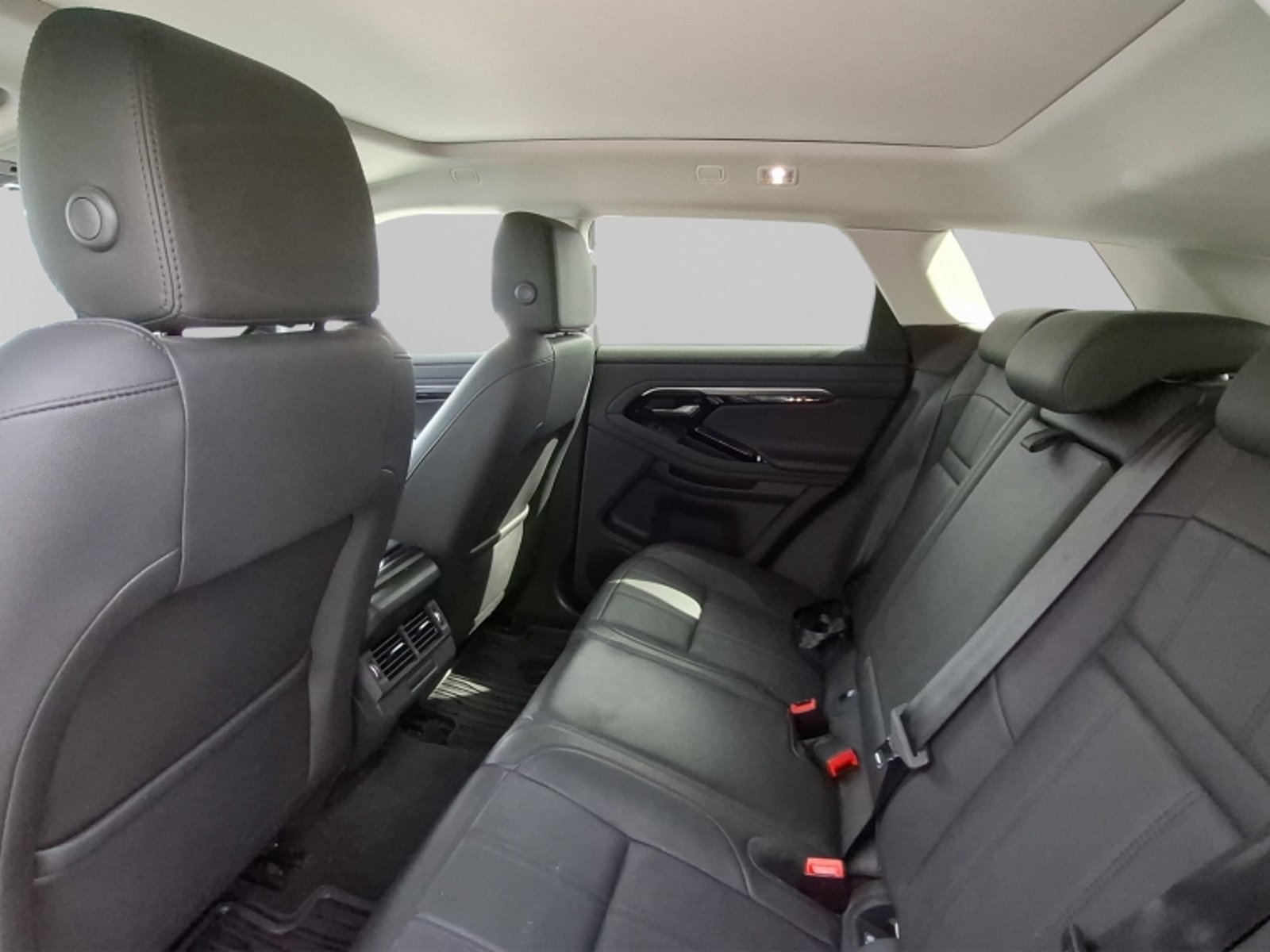 Land Rover Evoque New R Dynamic Hse 4x4 2.0 At 2022 - Imagen 15 de 19