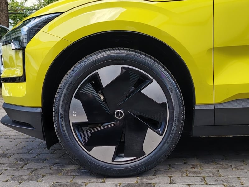 Volvo Ex30 E60 Plus Aut 2024 - Imagen 8 de 15