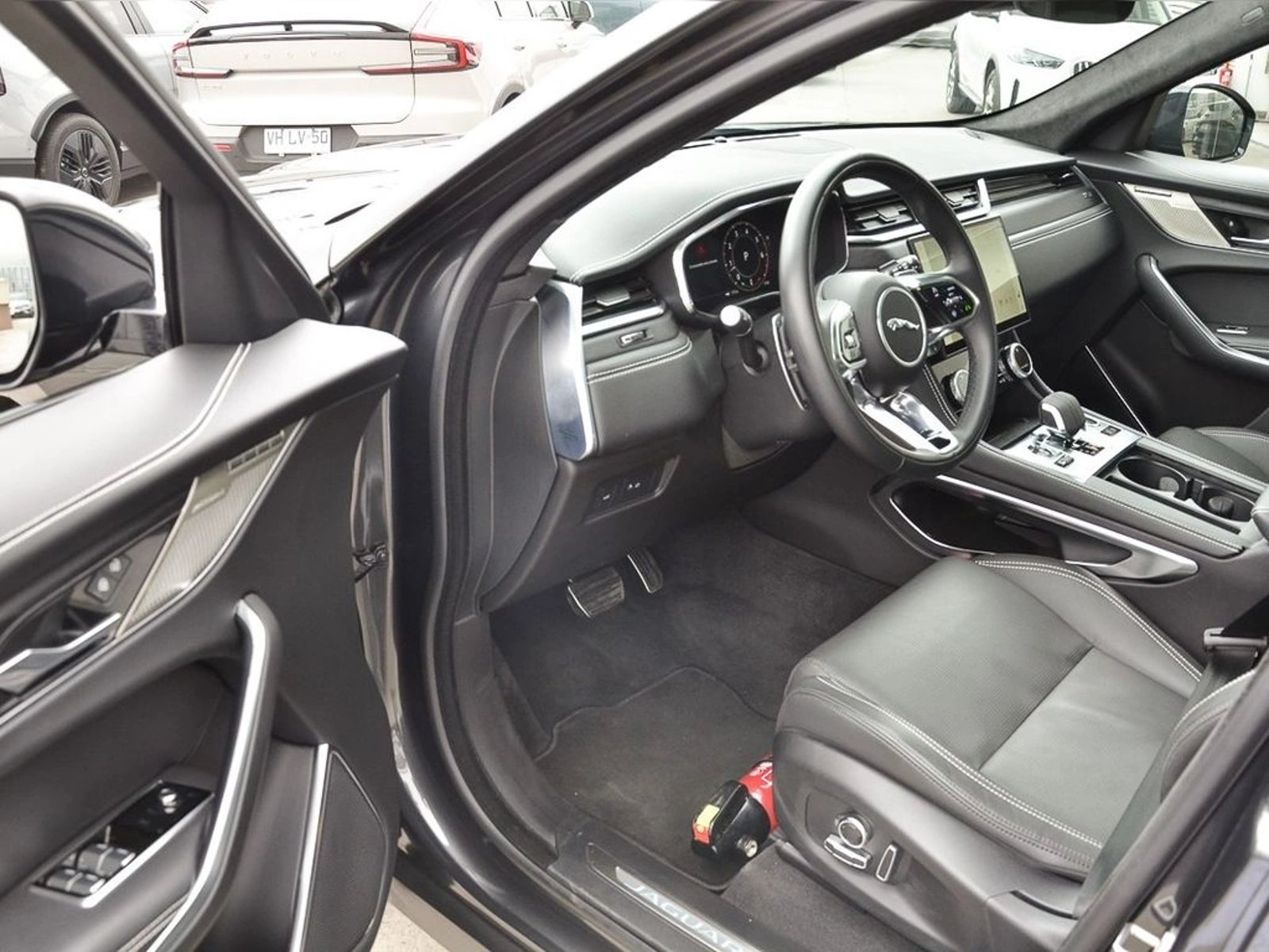 Jaguar F-PACE 400 SPORT 2024 - Imagen 14 de 20