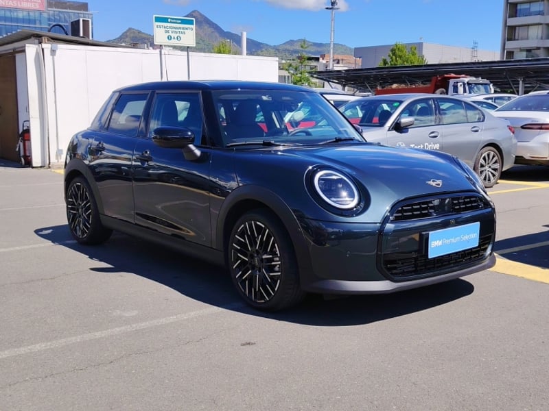Mini Cooper C Favoured 5p 1.5 2026 - Imagen 3 de 16