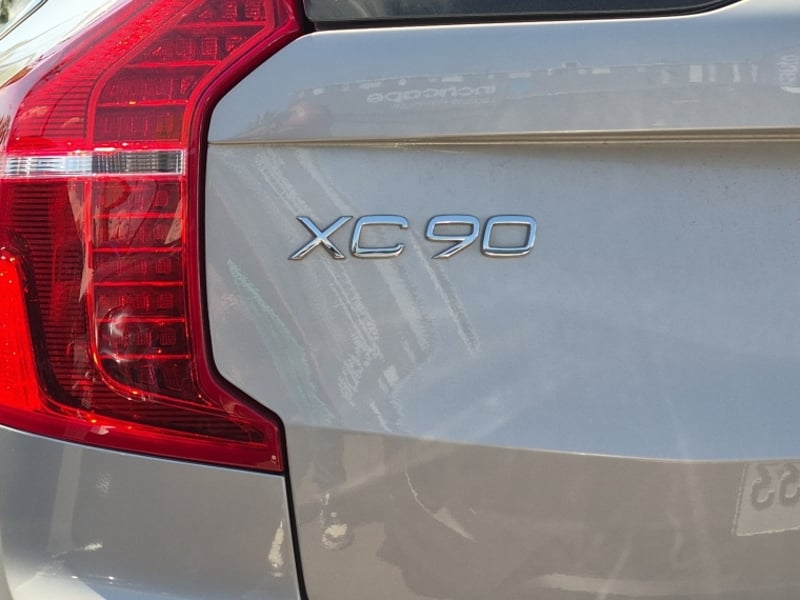 Volvo Xc90 Ii 4x4 2.0 Aut 2024 - Imagen 8 de 16