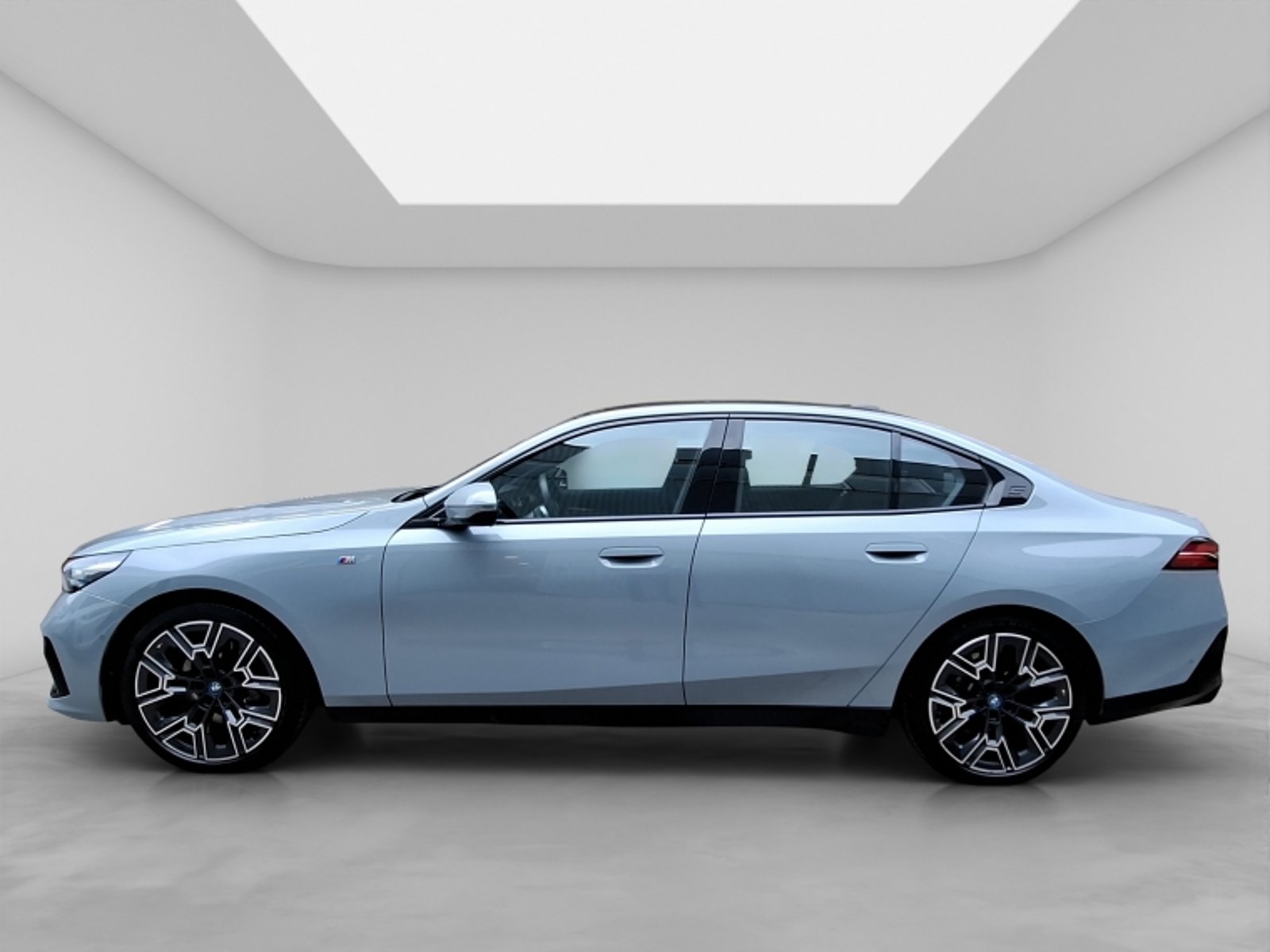 BMW I5 Edrive40 Berlina M Sport 2024 - Foto 4 de 16