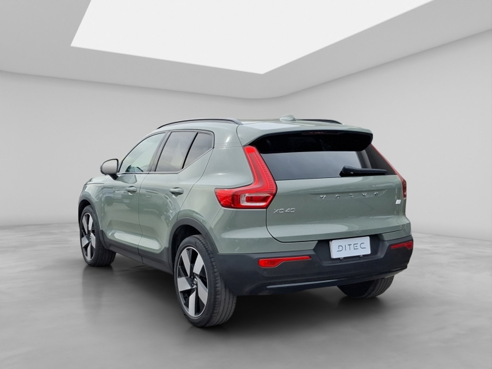 Volvo Xc40 T5 Hybrid R Design 1.5 Aut 2023 - Foto 5 de 20