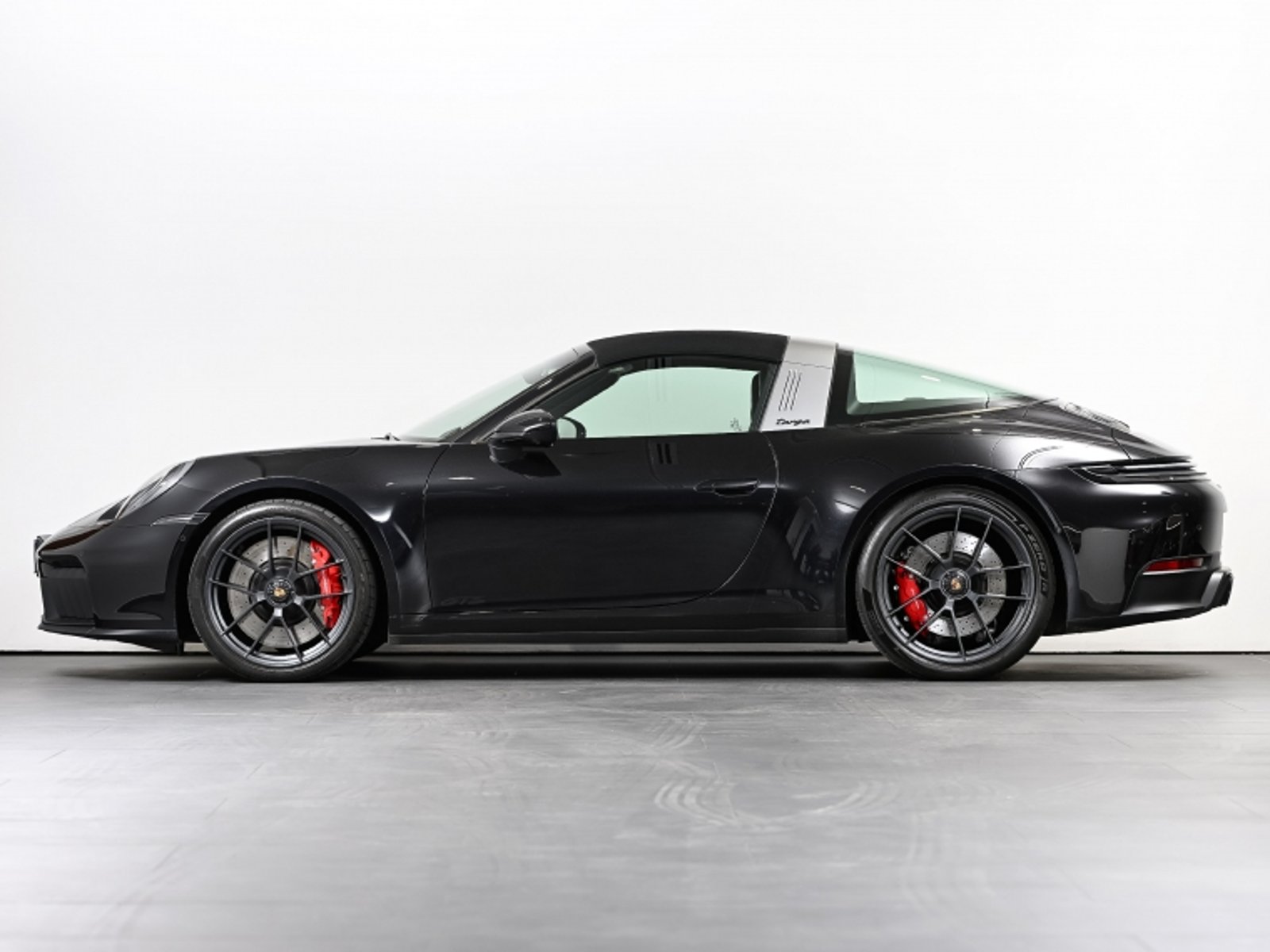 Porsche 911 Targa 4 Gts 992.2 2026 - Foto 2 de 20