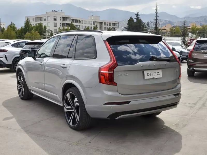 Volvo Xc90 2.0 T8 Core Hibrido Awd At 5p 2025 - Imagen 5 de 10