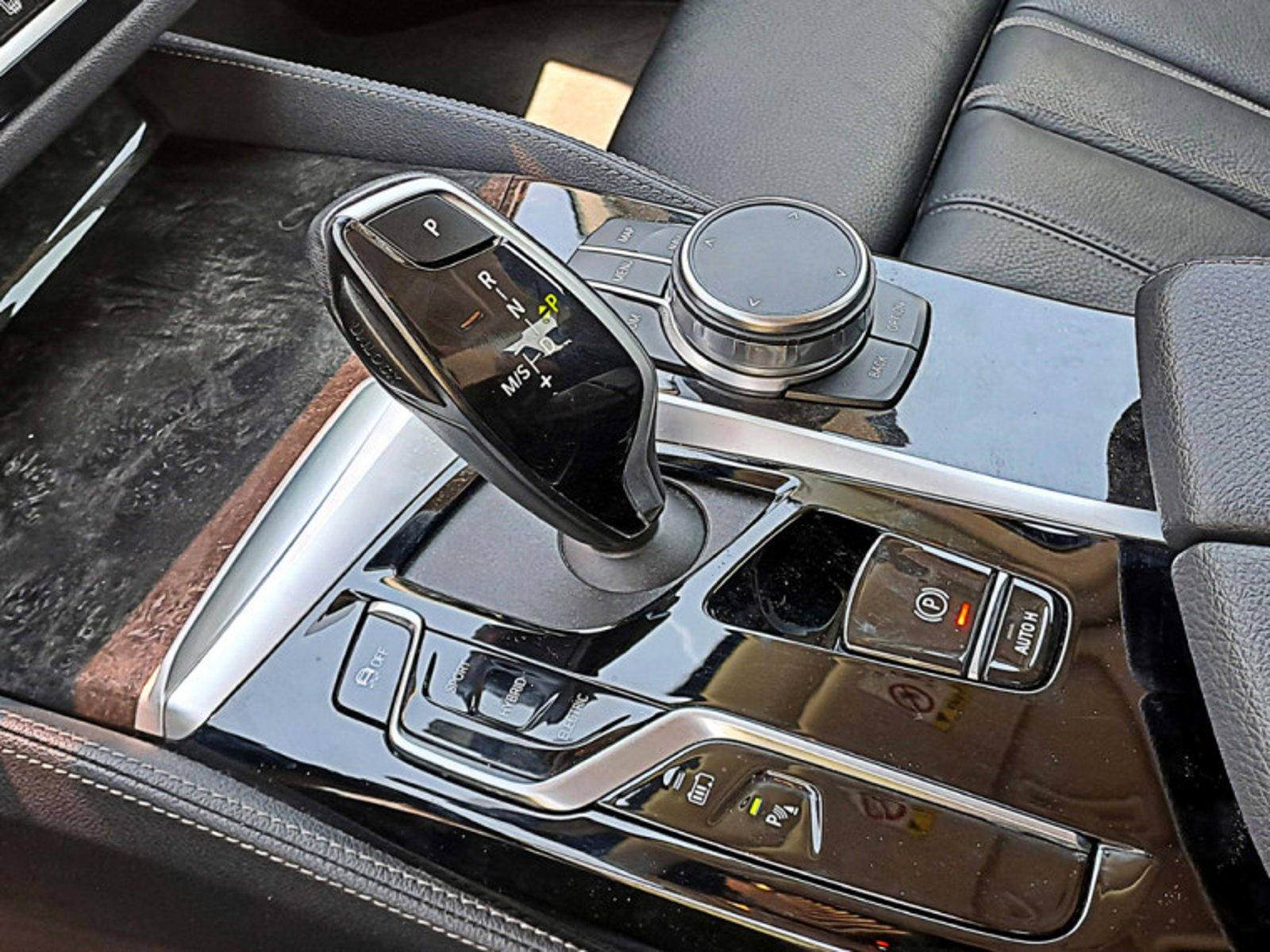 BMW 530 E Luxury Lci 2024 - Imagen 8 de 15