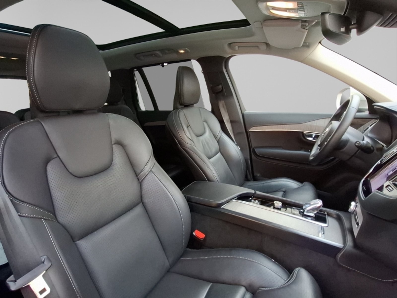 Volvo Xc90 2.0 T8 At 4x4 Hibrido 2025 - Imagen 19 de 20