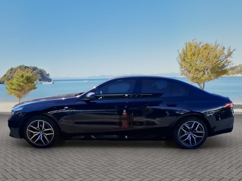 BMW 530 E Berlina 2.0 Aut 2024 - Imagen 4 de 20