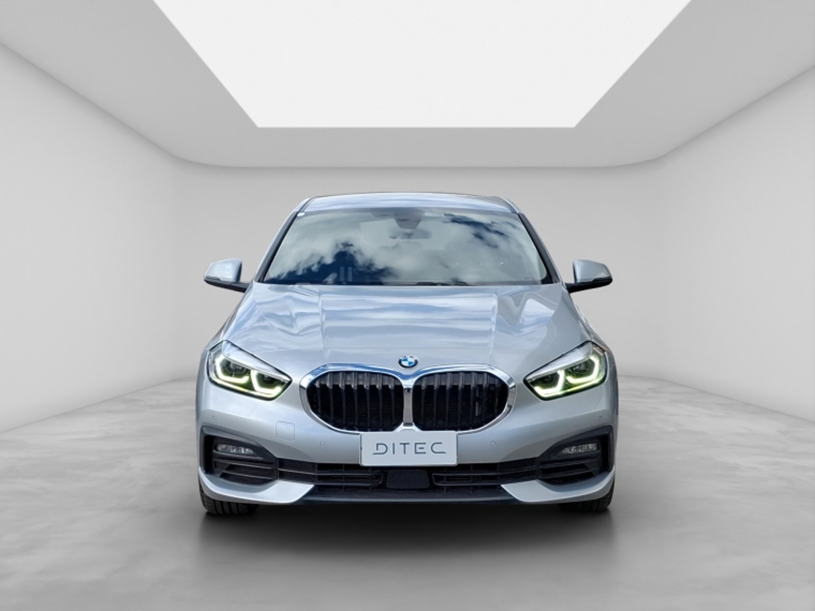 BMW 118 I Dynamic 2020 - Foto 2 de 20