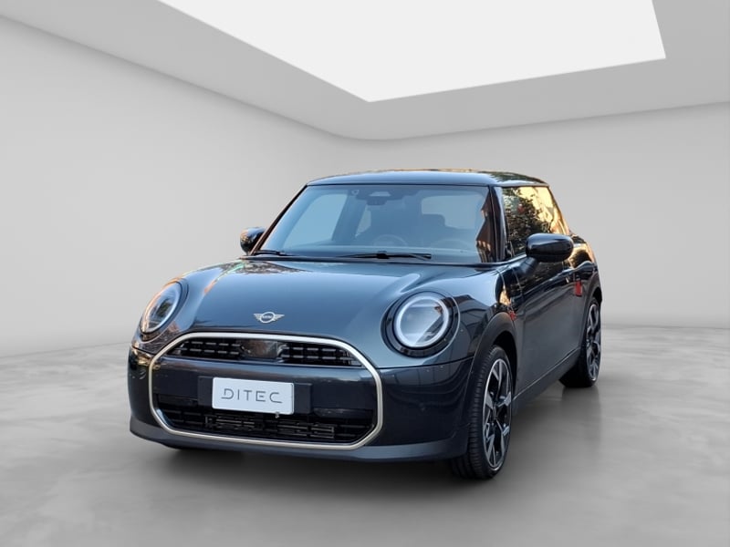 Mini Cooper Hb 1.5 Aut 2024