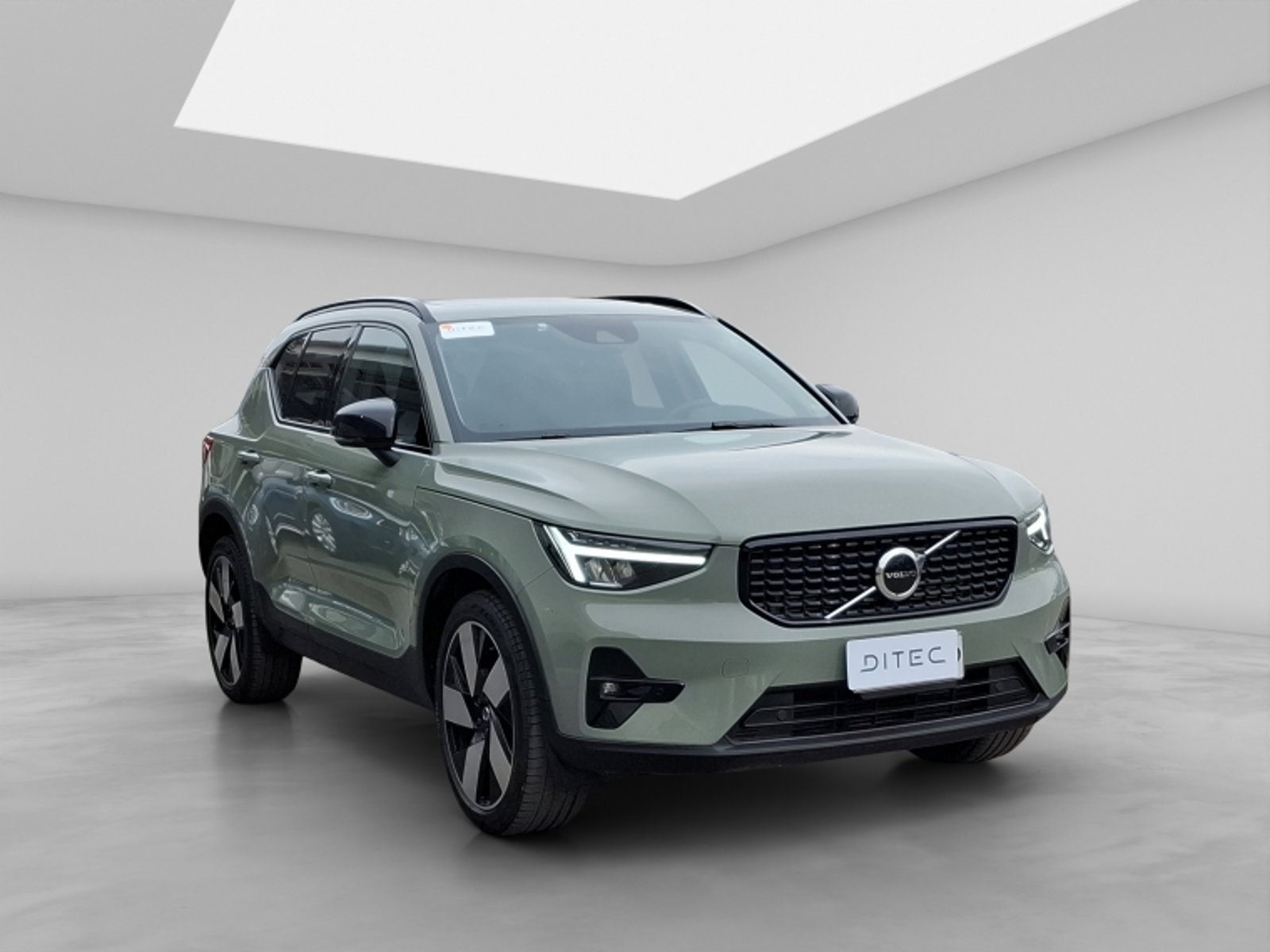 Volvo Xc40 T5 Hybrid R Design 1.5 Aut 2023 - Foto 3 de 20