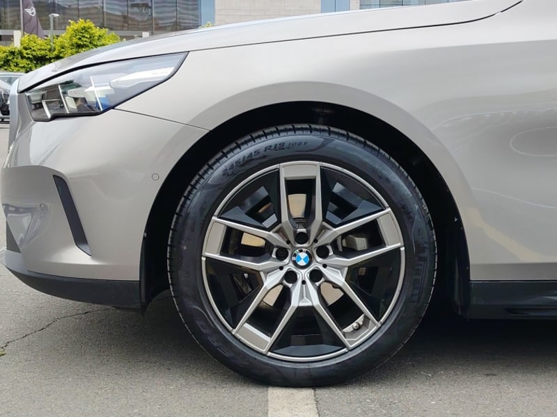 BMW 520 I Berlina Heritage 2024 - Imagen 9 de 16