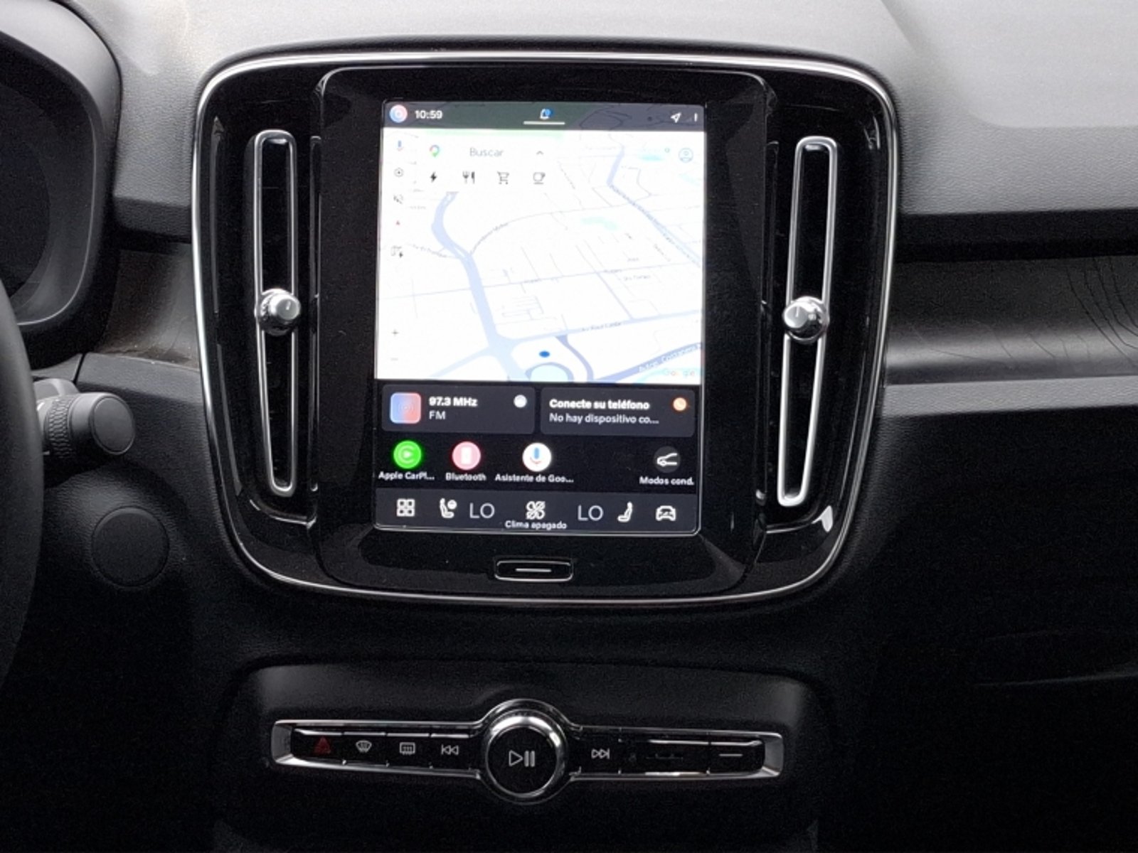 Volvo C40 P8 Recharge 2023 - Imagen 18 de 20