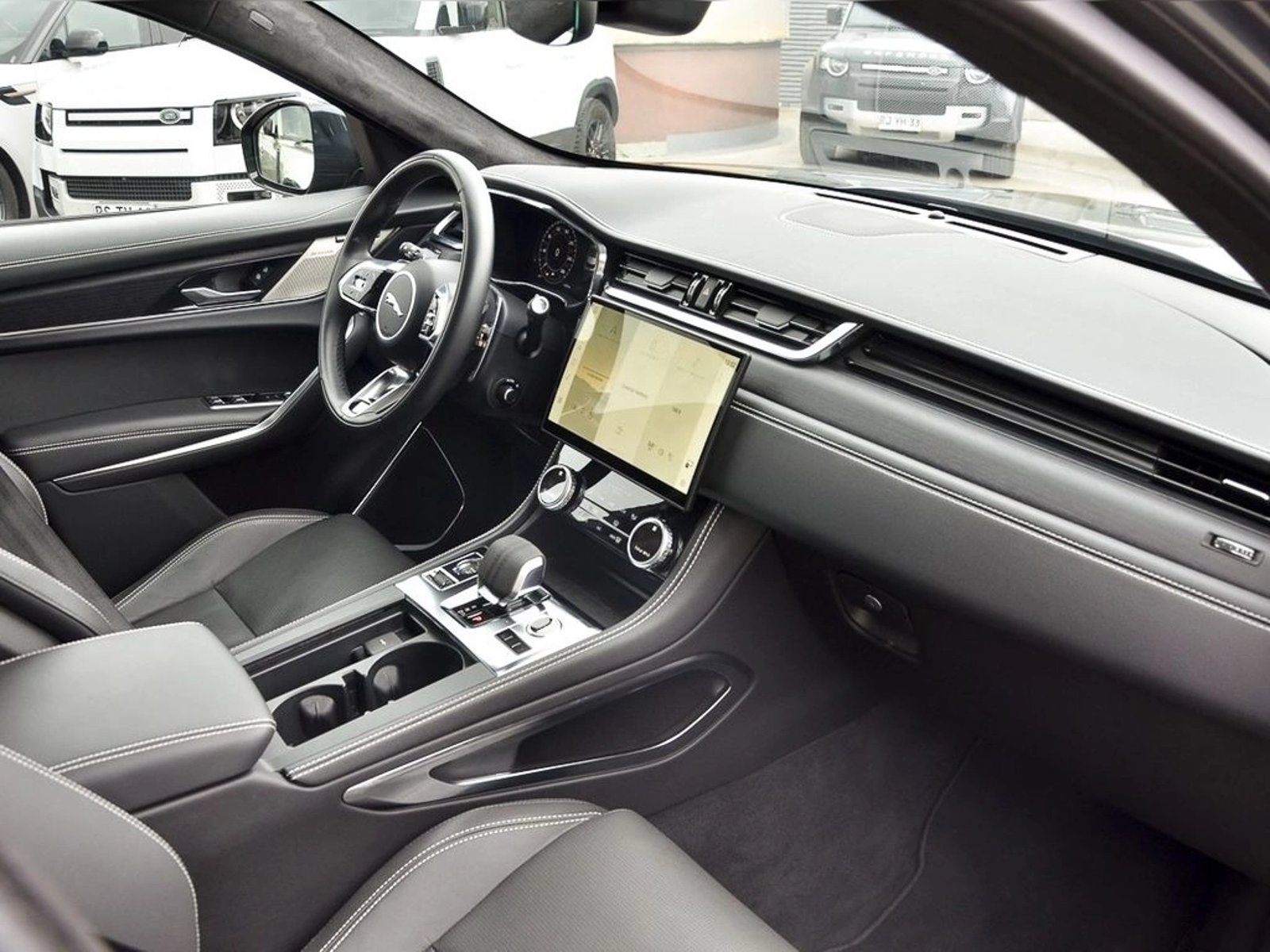 Jaguar F-PACE 400 SPORT 2024 - Imagen 8 de 20