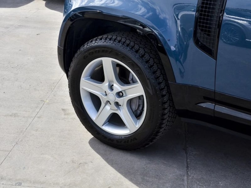 Land Rover Defender 110 3.0 Aut 2023 - Imagen 17 de 20