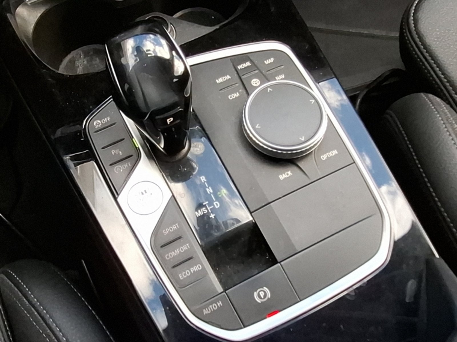 BMW 118 I Dynamic 2020 - Imagen 13 de 20