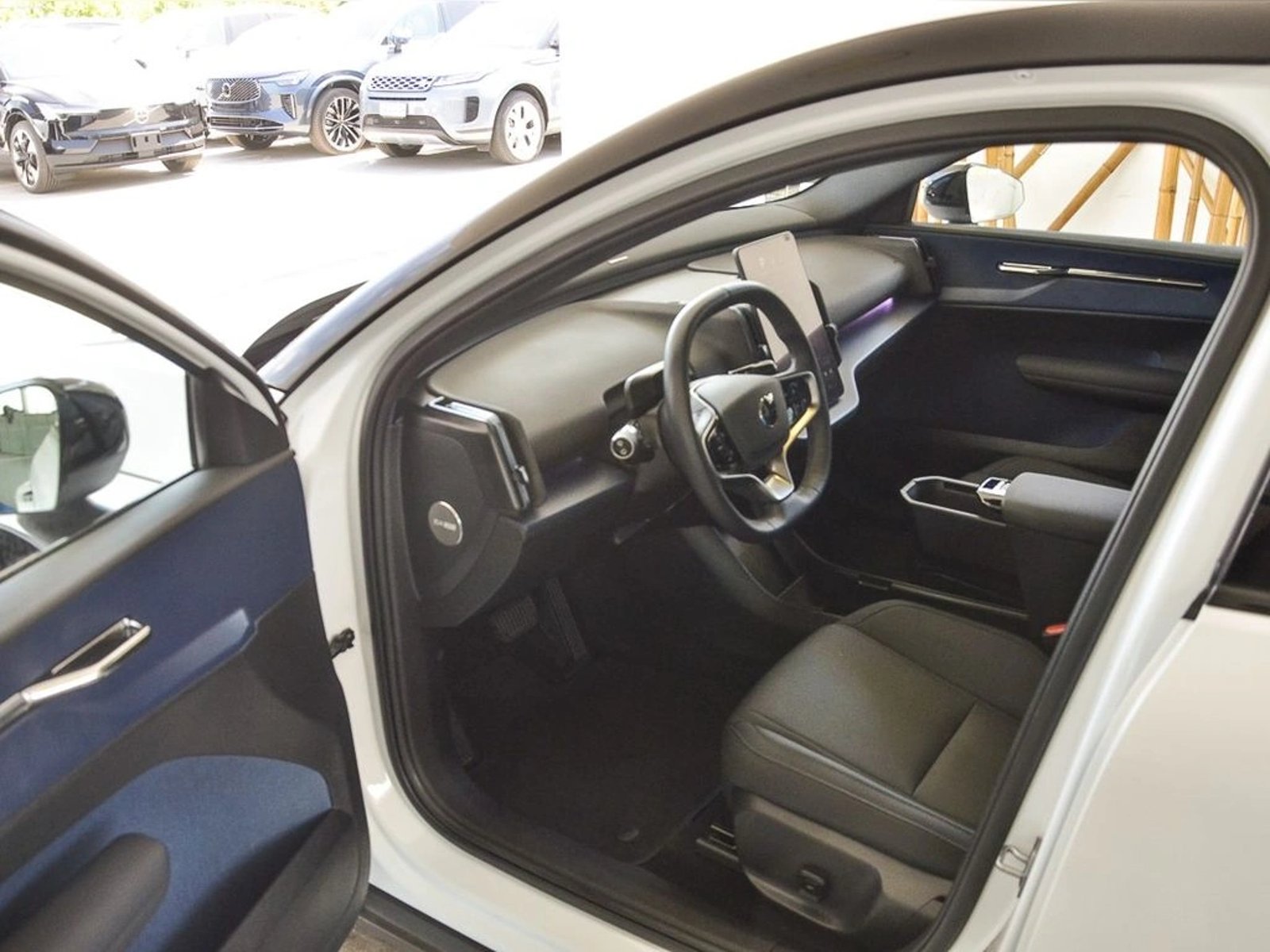 Volvo EX30 EX30  E60  ULTRA  AUT 2024 - Imagen 8 de 19