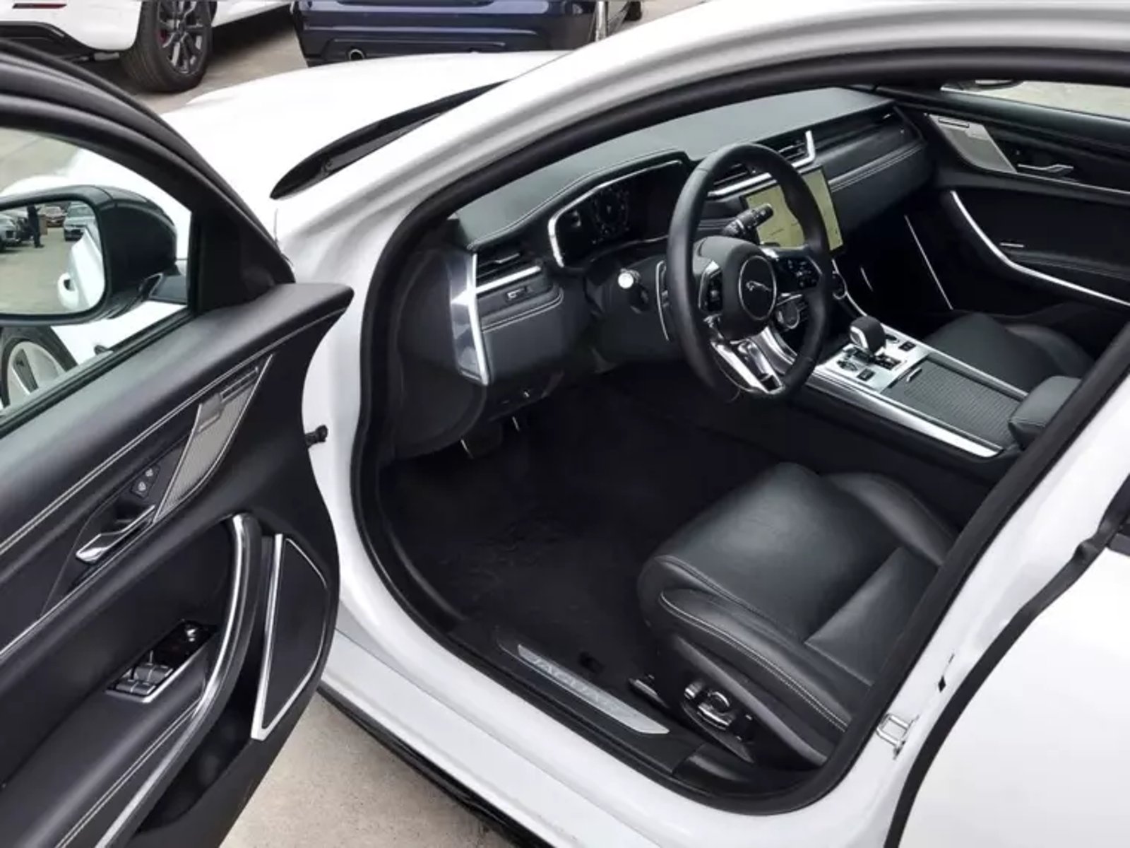 Jaguar Xf 300 Sport 2025 - Imagen 11 de 20