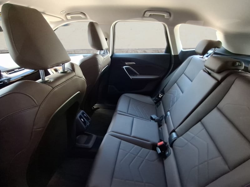 BMW Ix1 Xdrive20 Aut 2025 - Imagen 15 de 16