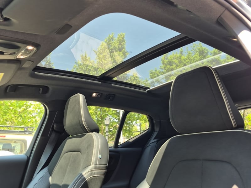 Volvo Xc40 T4 Fwd Momentum 2.0 2021 - Imagen 11 de 16