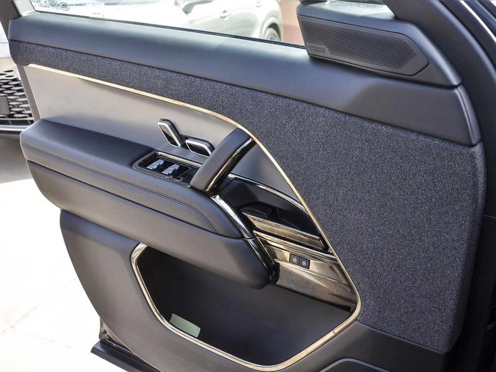 Land Rover RANGE ROVER SPORT 3.0iD DYNAMIC HSE 2025 - Imagen 18 de 19