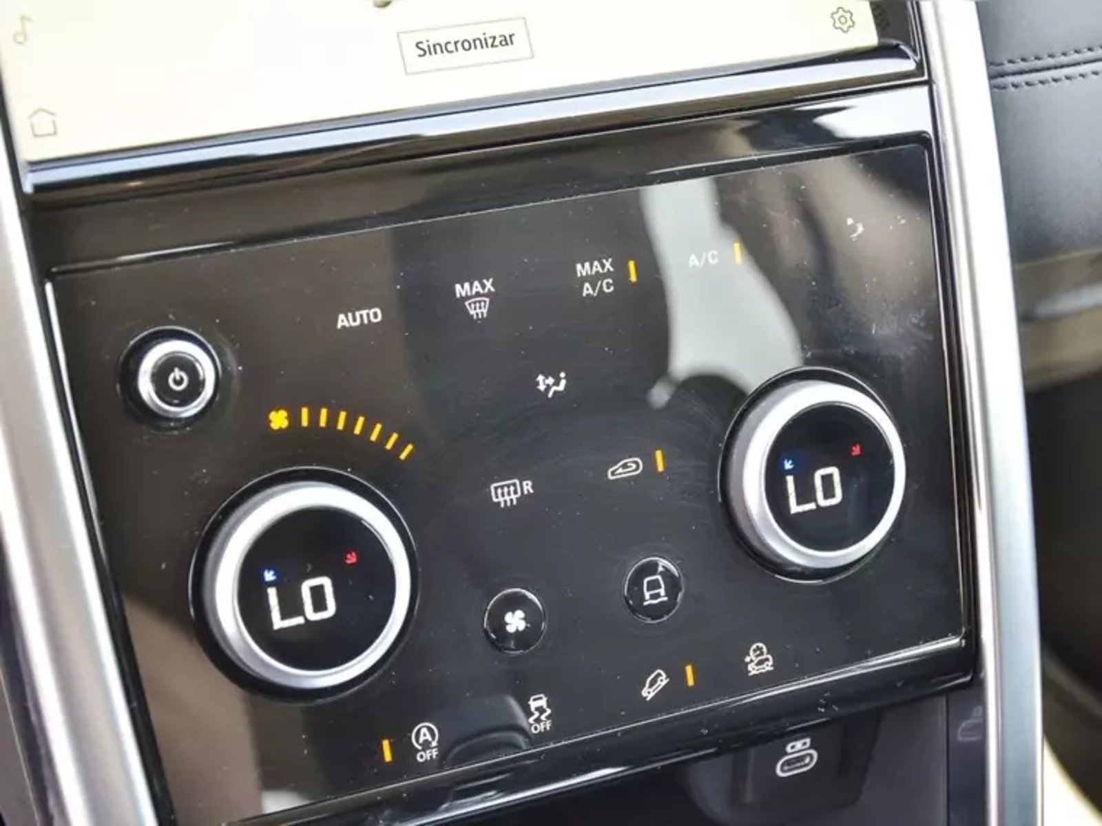 Land Rover Discovery sport Discovery Sport 2.0id S 2023 - Imagen 17 de 20