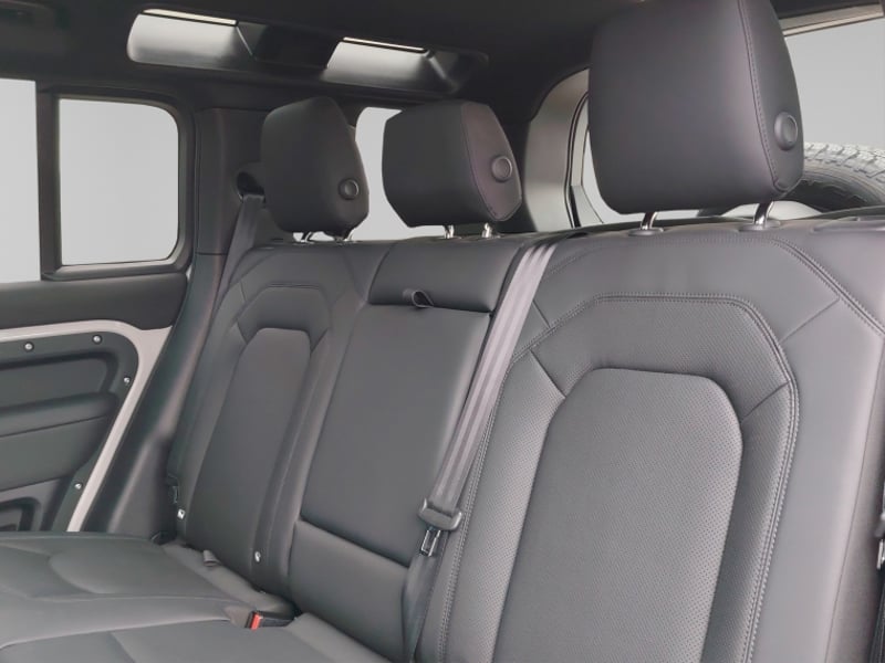 Land Rover Defender 110 3.0id X-dynamic Se 2026 - Imagen 14 de 14