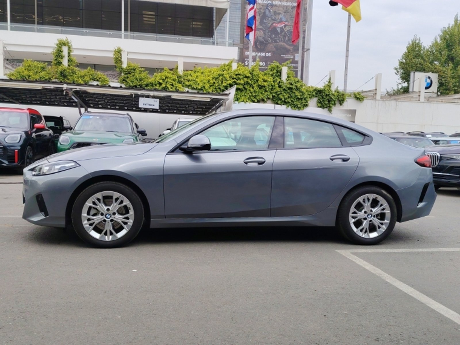 BMW 220 Gran Coupe 1.5 2026 - Foto 4 de 16