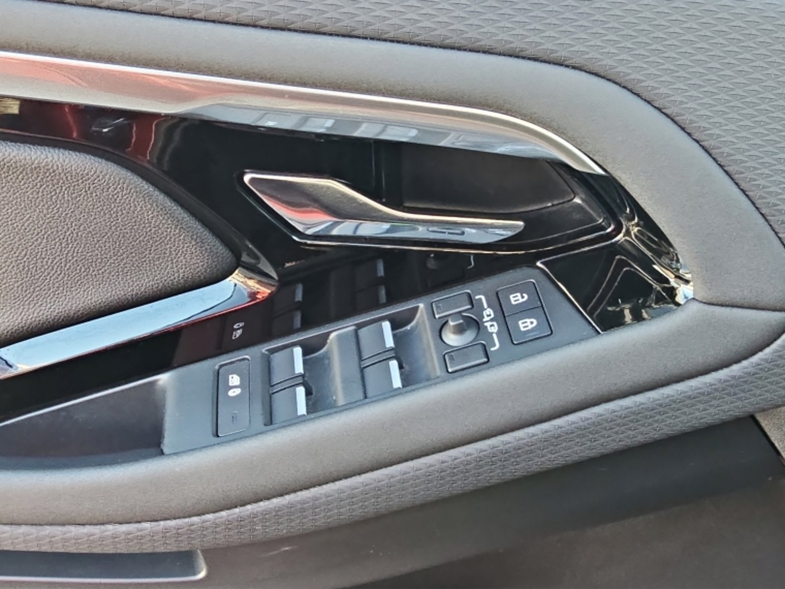 Land Rover Evoque Evoque Mhev 4x4 2.0 Aut 2024 - Imagen 14 de 20