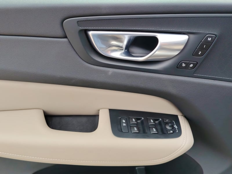 Volvo Xc60 T8 Core 4x4 2.0 Aut 2025 - Imagen 14 de 19