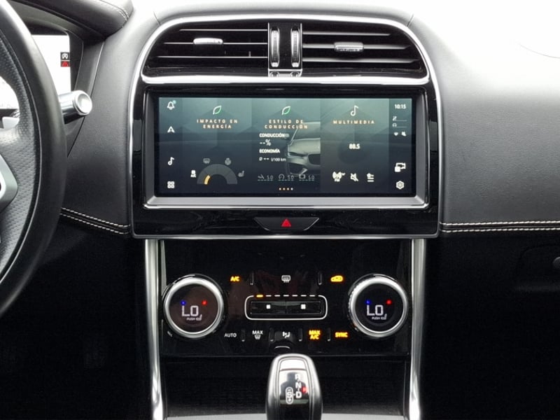Jaguar Xe 2.0 At 2022 - Imagen 18 de 20