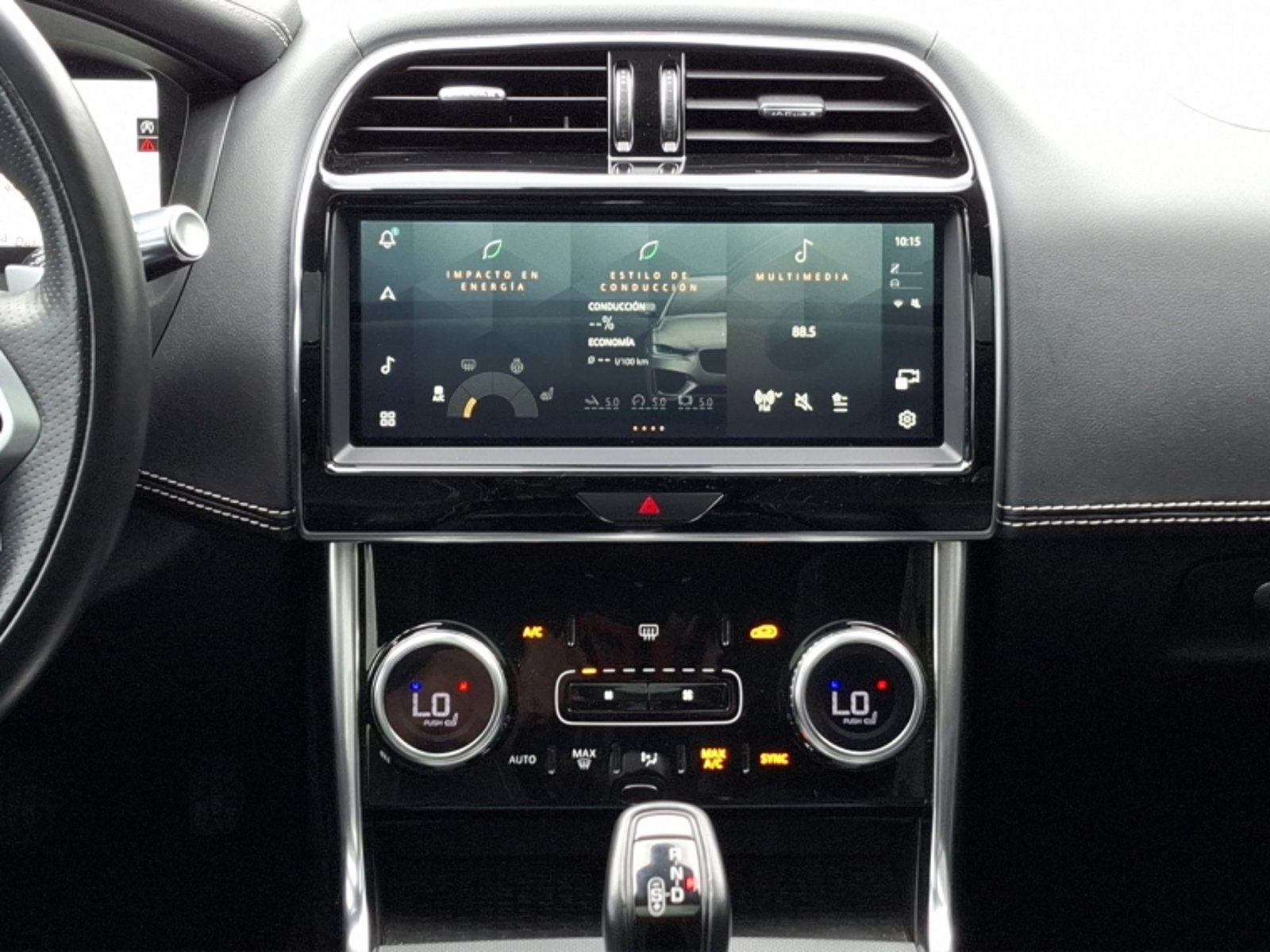 Jaguar Xe 2.0 At 2022 - Imagen 18 de 20