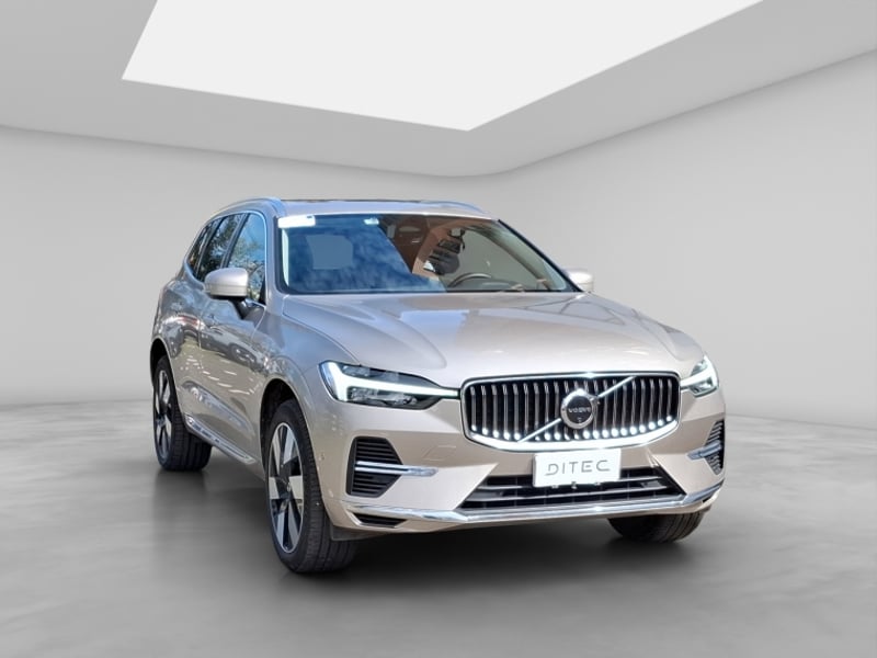 Volvo Xc60 2.0 B5 Plus At 4x4 Hibrido 2025 - Imagen 3 de 20