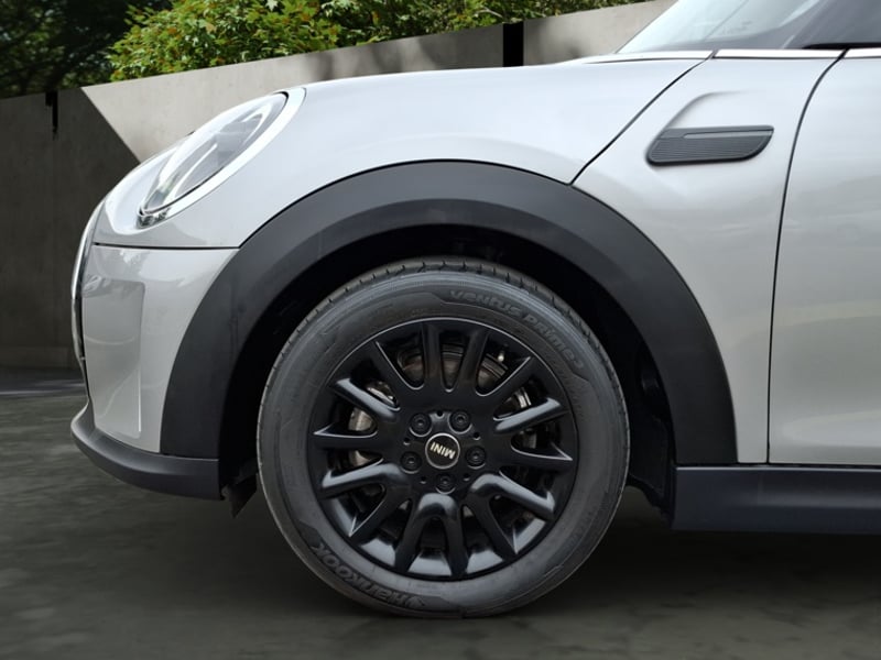 Mini Cooper 1.5 Essential At 2024 - Imagen 9 de 16