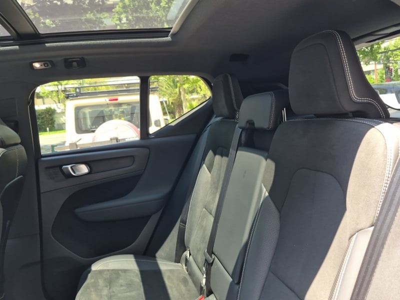 Volvo Xc40 T4 Fwd Momentum 2.0 2021 - Imagen 15 de 16