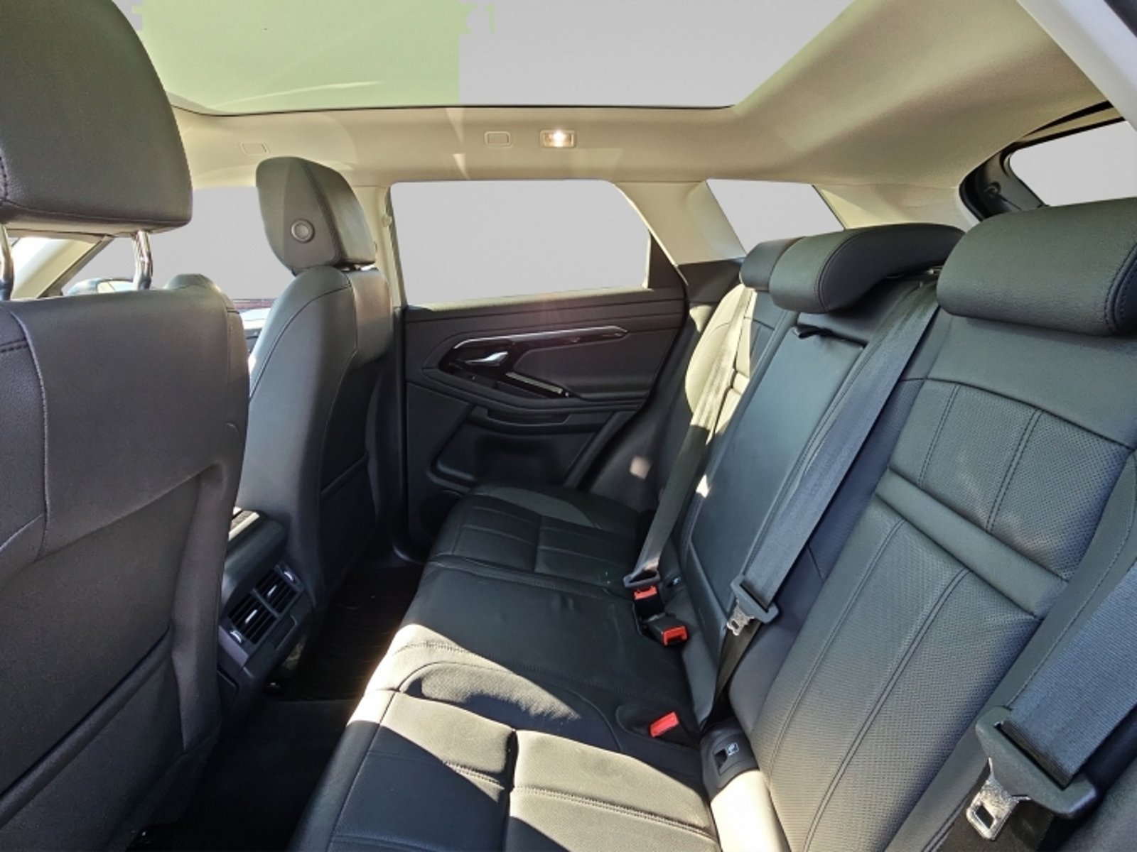 Land Rover Evoque Evoque Mhev 4x4 2.0 Aut 2024 - Imagen 15 de 20