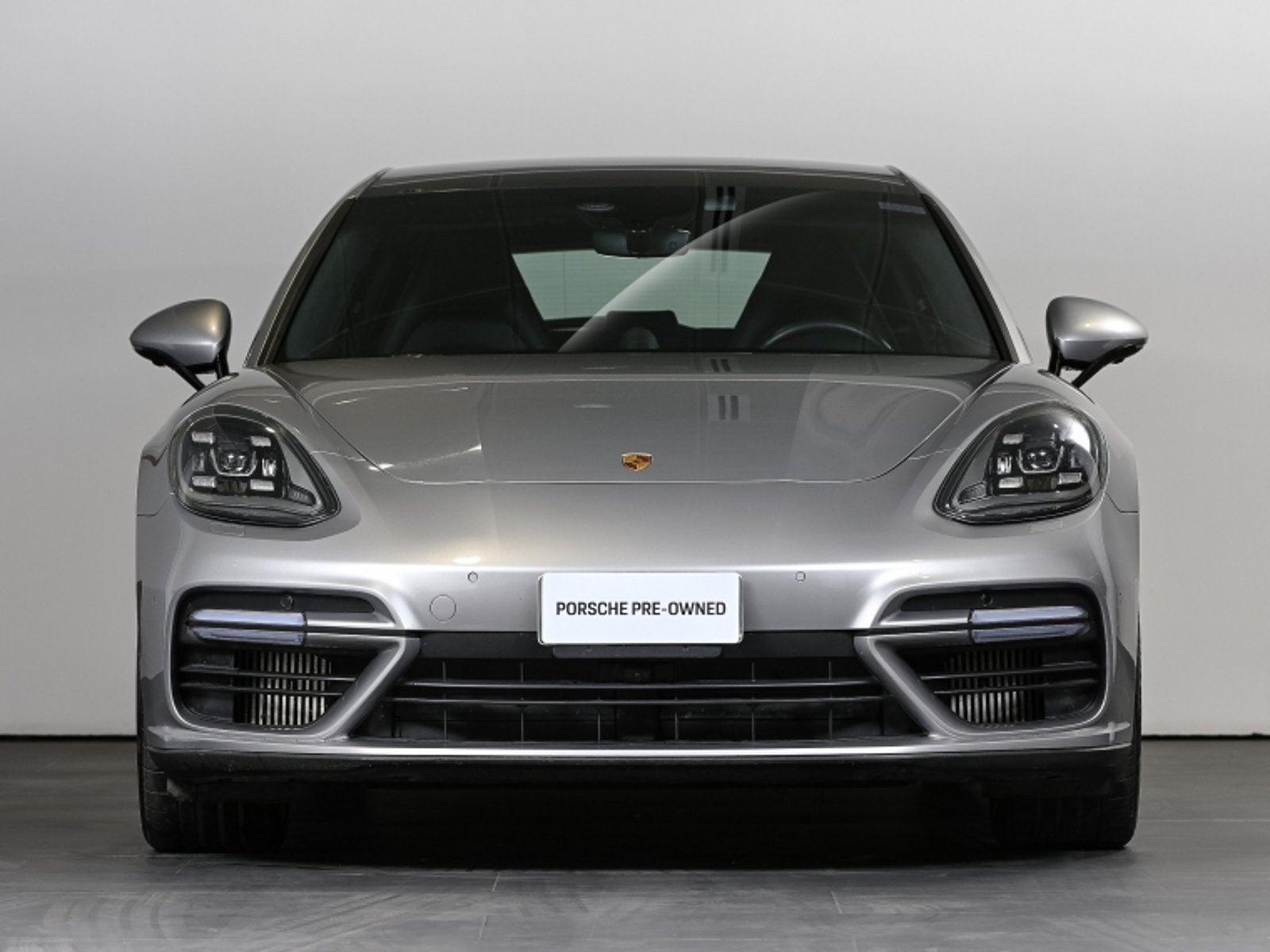 Porsche Panamera Turbo Sport Turismo G2 2019 - Foto 4 de 20