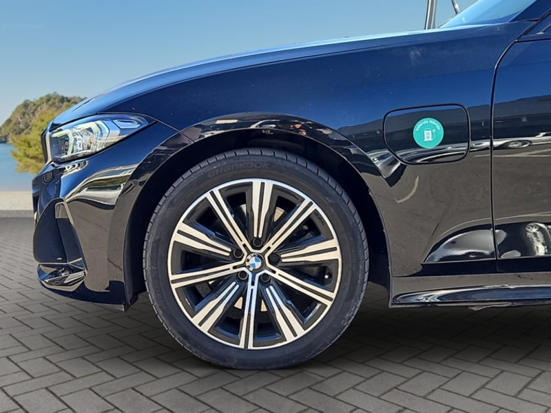 BMW 330 E Berlina Dynamic 2025 - Imagen 9 de 16