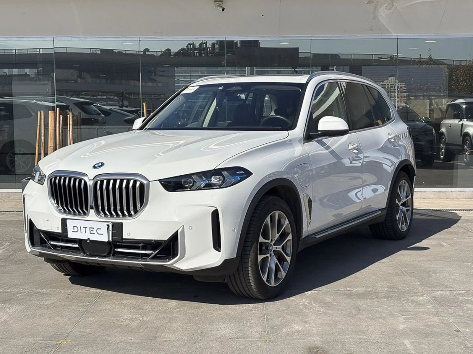 BMW X5 AUT 2025 - Foto 2 de 16