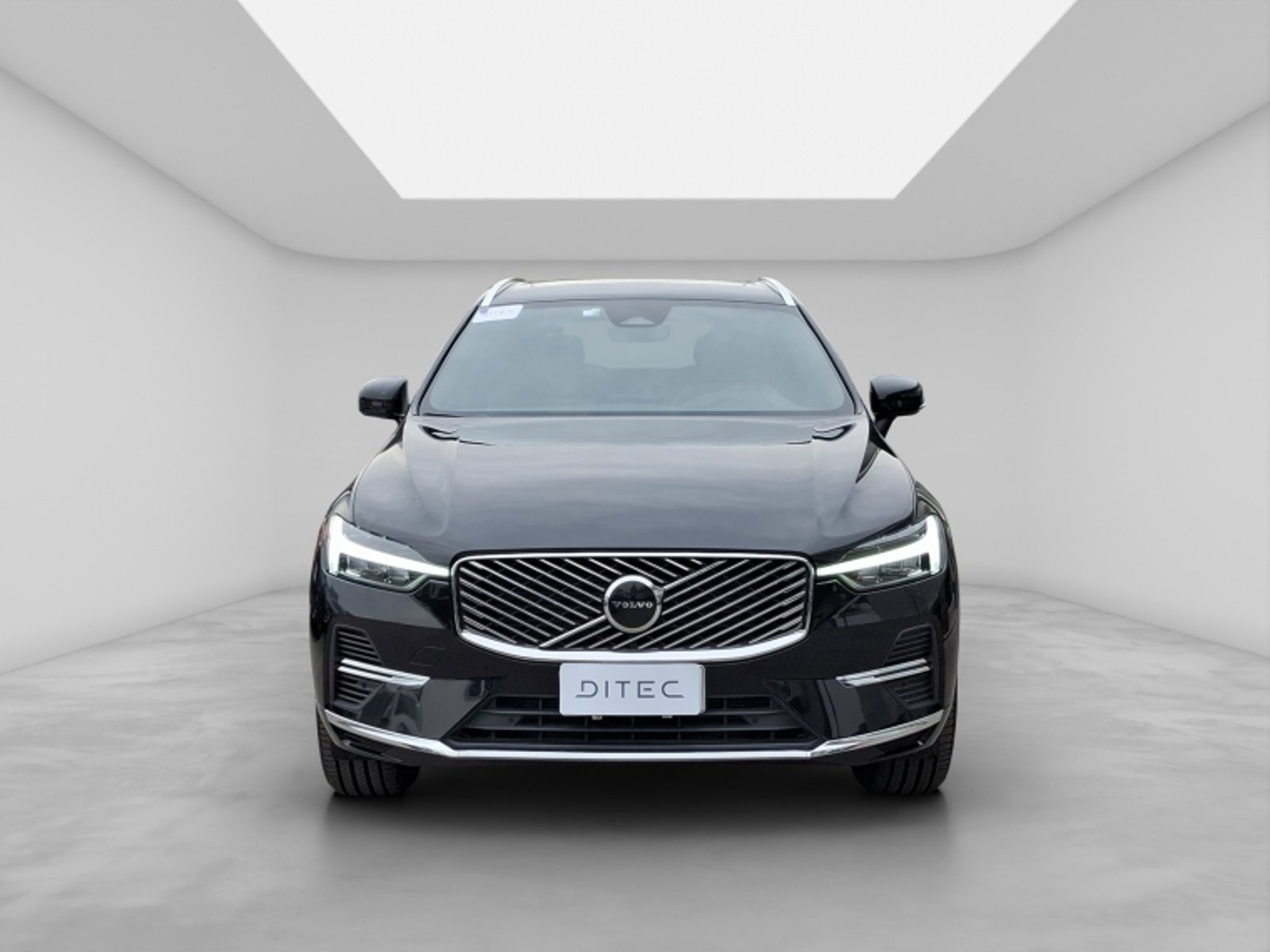 Volvo Xc60 T8 Awd Recharge Plus 2026 - Foto 2 de 16
