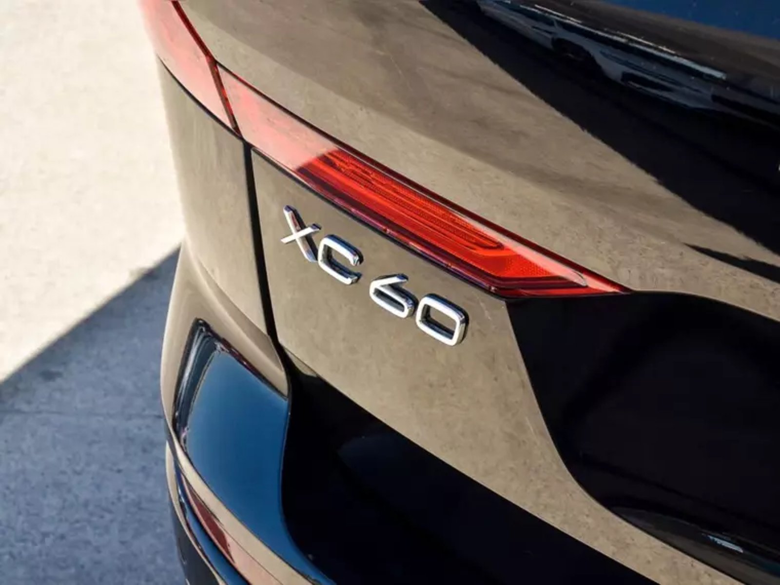 Volvo Xc60 T8 Recharge Plus Hybrid Awd At 5p 2024 - Imagen 8 de 20