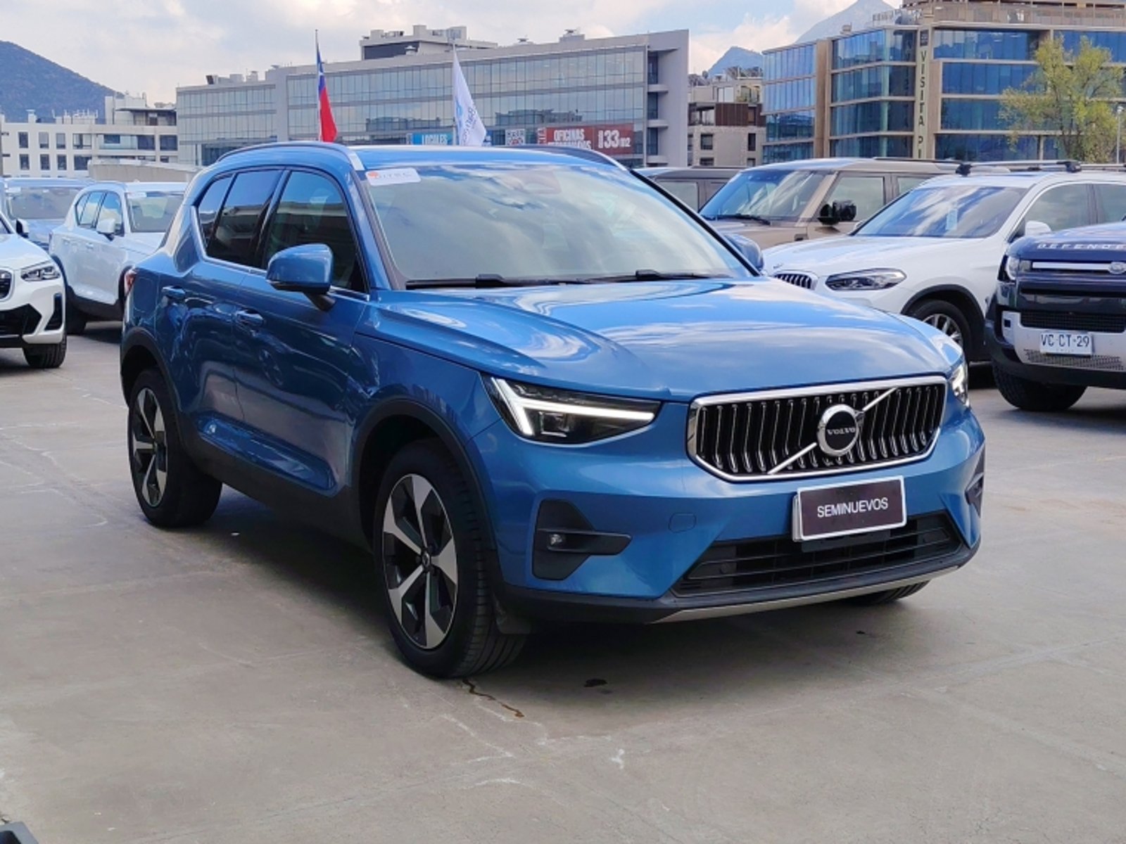 Volvo Xc40 B4 Ultimate 2024 - Foto 3 de 16
