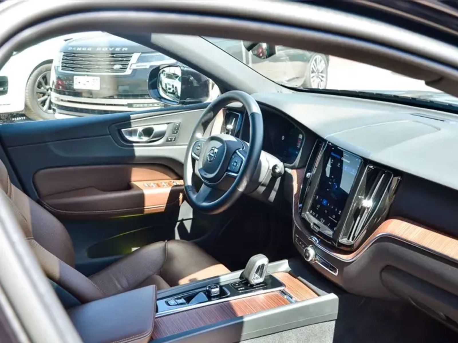 Volvo Xc60 T8 Recharge Plus Hybrid Awd At 5p 2024 - Imagen 6 de 20
