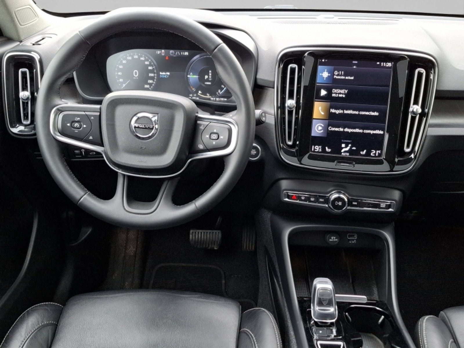 Volvo Xc40 T5 Hybrid R Design 1.5 Aut 2023 - Imagen 17 de 20