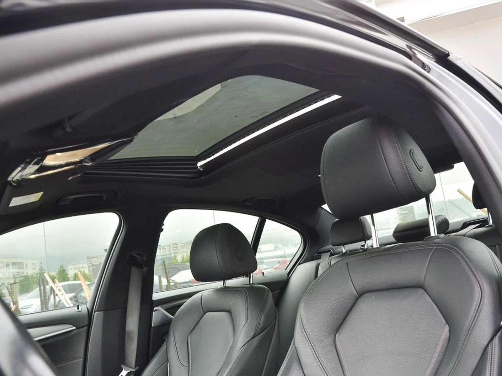 BMW 530 2.0I M SPORT 2021 - Imagen 16 de 20