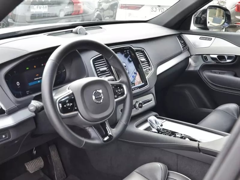 Volvo Xc90 2.0 T8 Core Hibrido Awd At 5p 2025 - Imagen 7 de 10