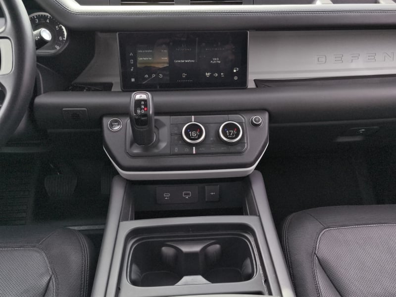 Land Rover Defender 110 3.0 Aut 2024 - Imagen 18 de 20